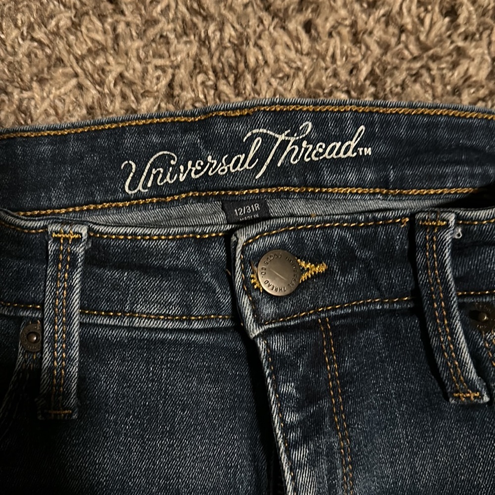 Universal Thread jeans - Picture 3 of 7